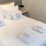 Se By House And People *