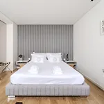 Se By House And People *