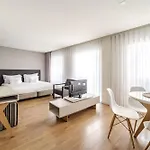 Se By House And People * Braga