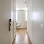 Se By House And People