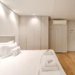 Se By House And People Apartment