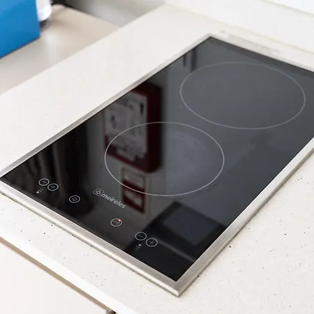 Se By House And People * Braga