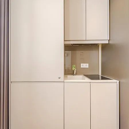 Apartment Se By House And People