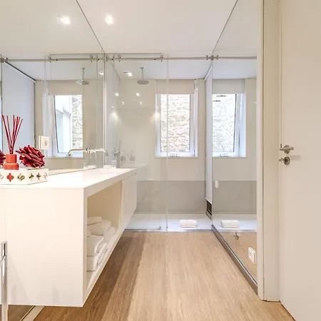 Se By House And People Braga