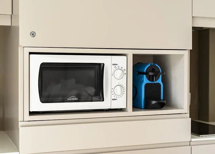 Se By House And People Lägenhet