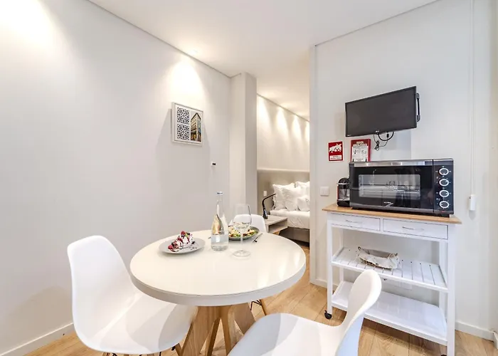 Lägenhet Se By House And People